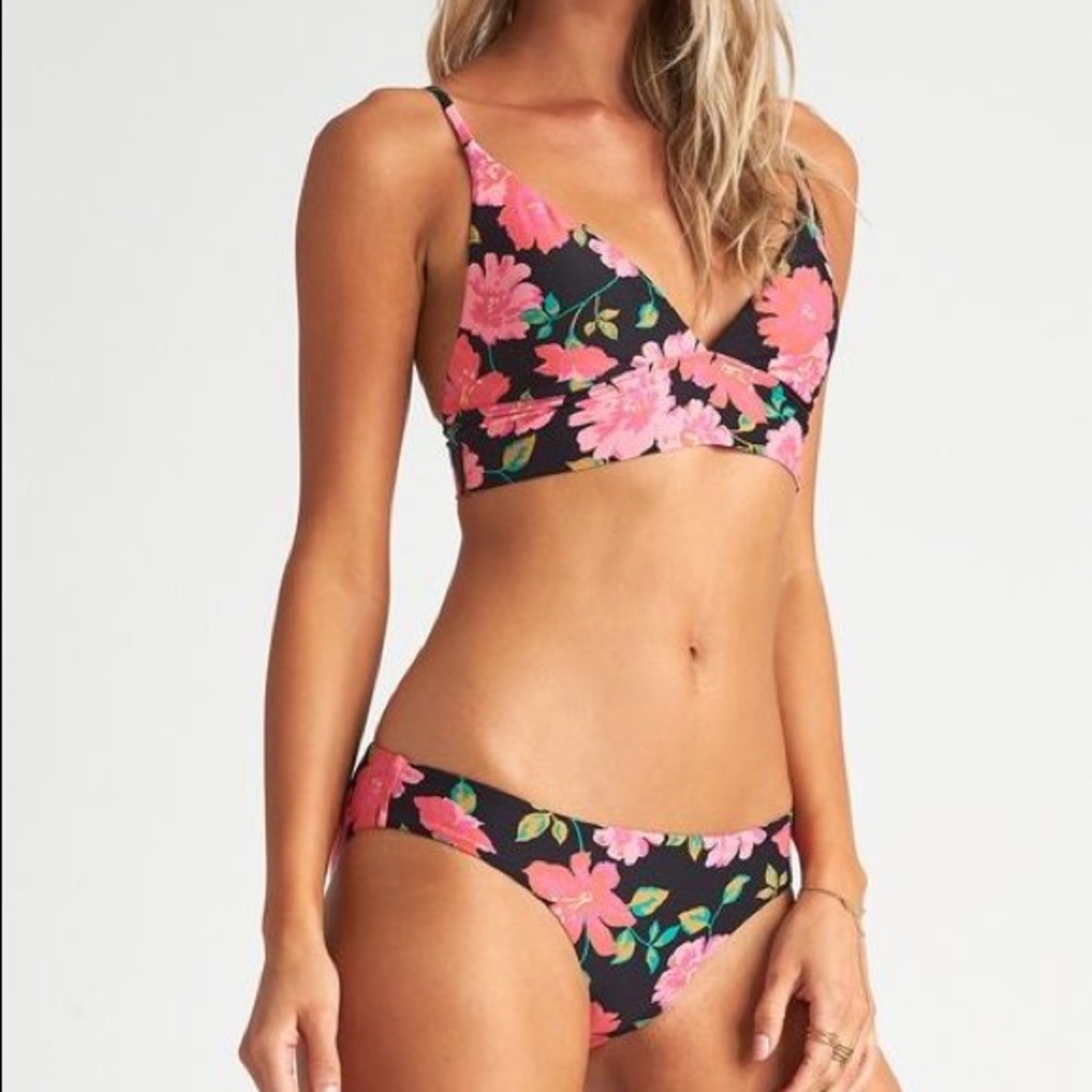 Bikini bottom (S) + top (L)